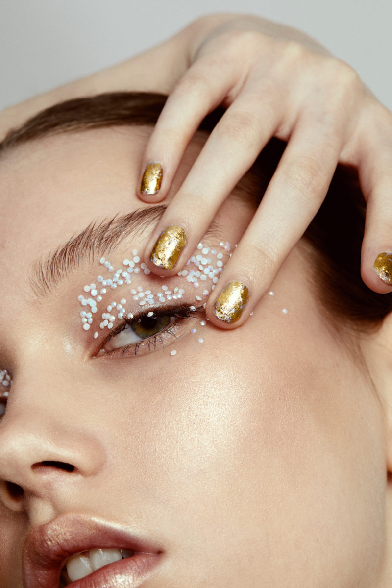 Harpers-BazaarArabia_LidiaEstepa_04